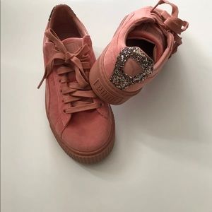 Puma crushed velvet Platform w/ glitter